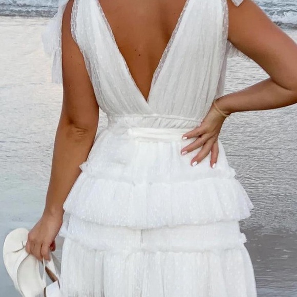 HER EMPIRE White Ruffled Tiered Mini Dress Size Large | Deep V Neck - Picture 2 of 8